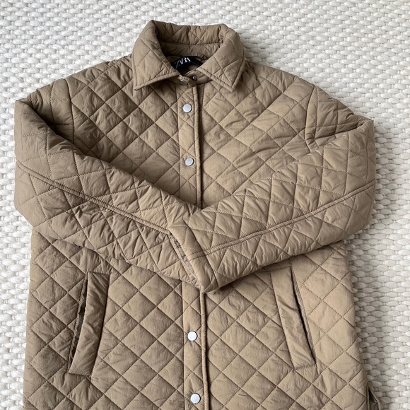 Zara Oversized Diamond Quilted Jacket Tan Gold Snap Closure Elevated Sz XS - Picture 2 of 6